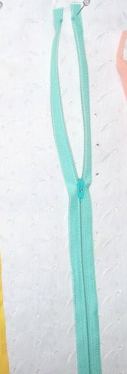 ZIPPER OPEN END: RED, YELLOW, TURQUOISE, PEACH= 23