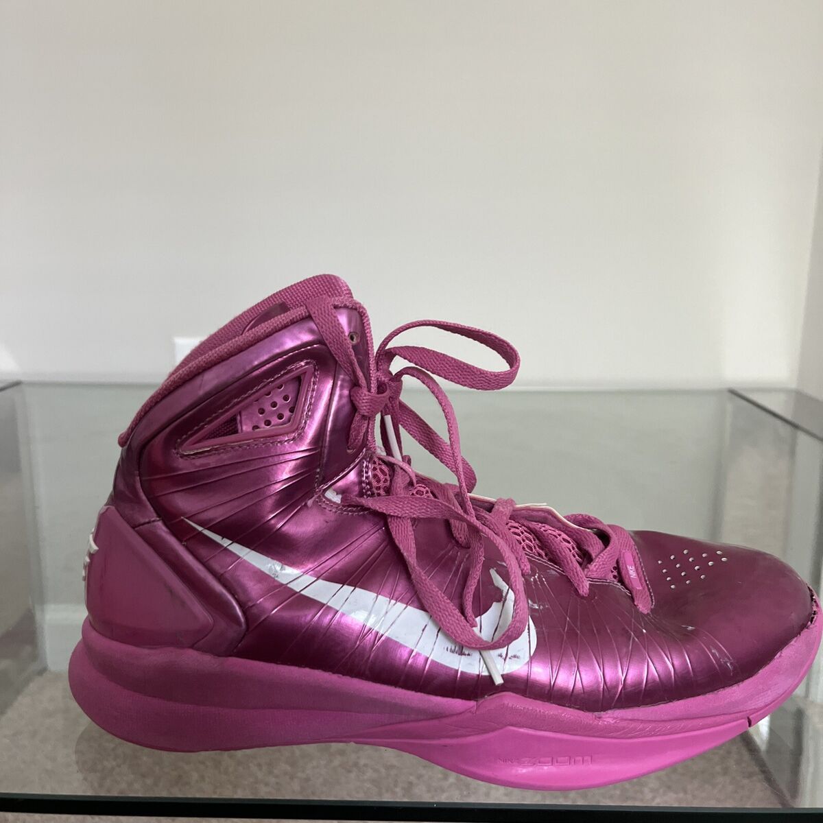 Nike Mens Hyperdunk 2010 Think Pink Shoes Basketball High Nike Mens Hyperdunk 2010 Think Pink Shoes Basketball High