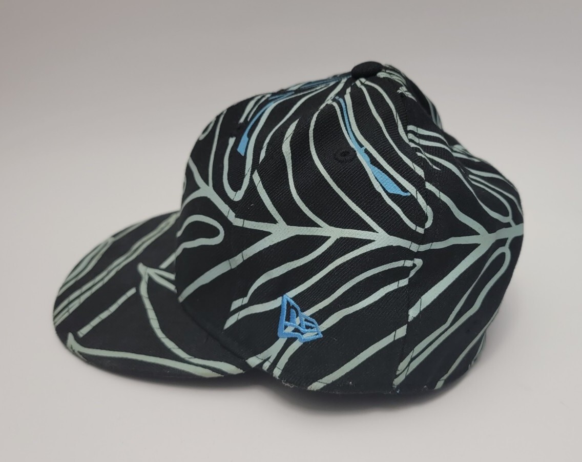 Sig Zane Kicks HI New Era 59Fifty Fitted Hat 7 1/4 Ha… Gem