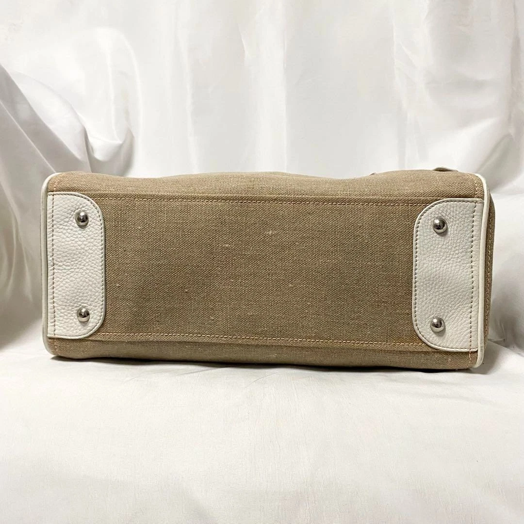 Borsa MIU MIU Flower Matelasse Tote Tracolla Beige Pelle Naturale Borchie Tela