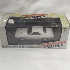 GREEN LIGHT 1970 DODGE CHALLENGER R/T 1/43 scale