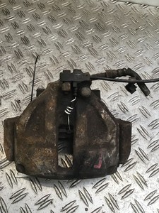 Bremssattel vorne links VW LT 28-46 II Kasten (2DX) 2.5 TDI 61kW 83PS  BBE