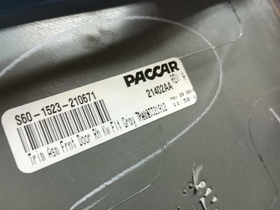 S60-1523-210671 Kenworth T680 2021 Passenger Front Door Trim Panel