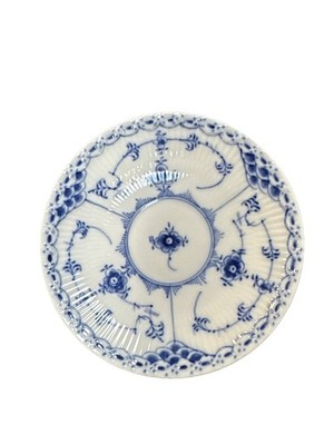 Royal Copenhagen Denmark Blue Fluted Half Lace #756 Saucer Only