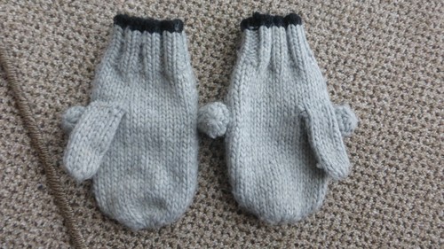 Women's Childrens Girls Mittens Gloves Monkey Chimp Animal Claires Accessories - Picture 2 of 4