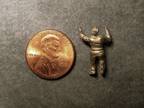 SS Ltd. HO Scale Metal Unpainted Figure #3019 "Morely Loading" Pre-Owned - Picture 3 of 3
