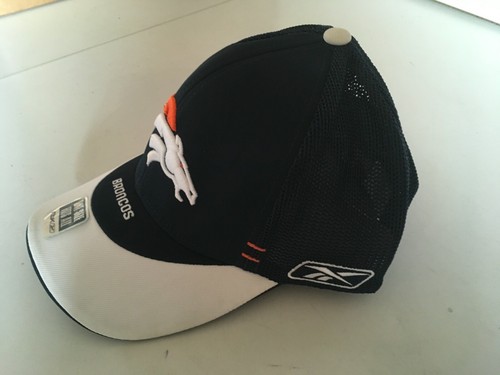 Denver Broncos Reebok Mesh Flex Fit Draft Hat - Picture 2 of 3