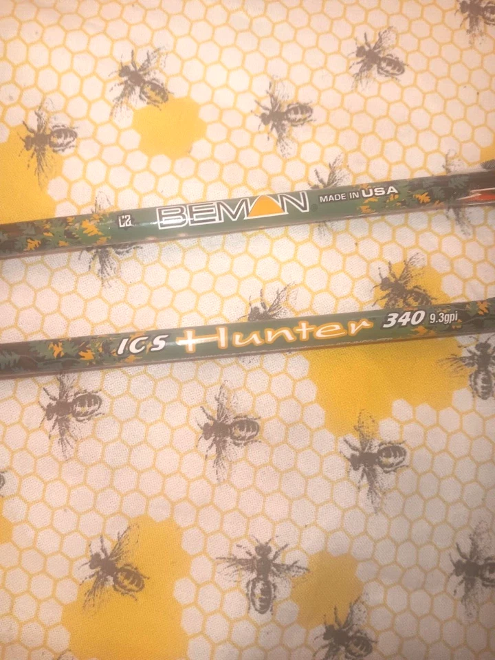 Beman Carbon ICS Hunter 340 Arrows (9) - Image 2 of 4
