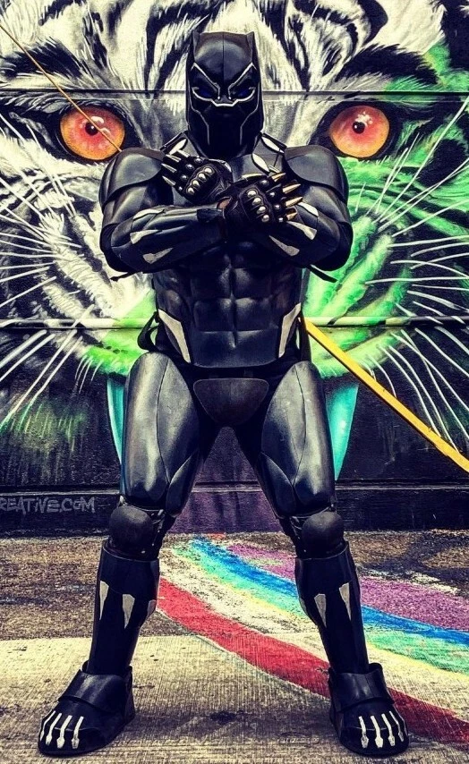 Disfraz de pantera negra para adultos Juegos con disfraces Halloween EVA Espuma Traje muscular Armadura Foto 4 de 4