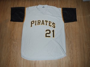 clemente 21 jersey