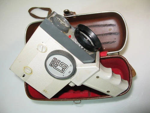 CAMERA VINTAGE EUMIG 8mm SERVOMATIC - Audio/Video In vendita a Milano