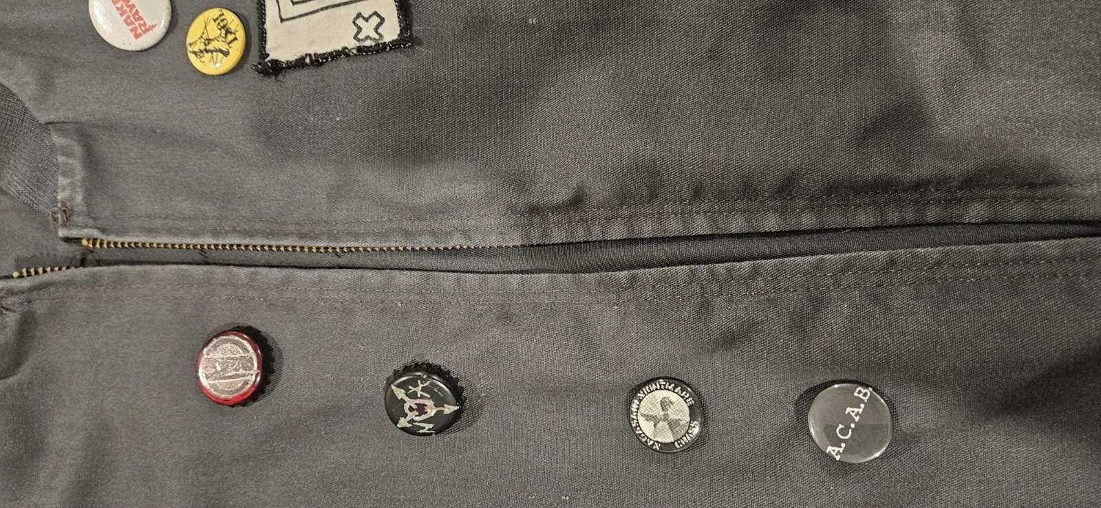 Mens PUNK Work Jacket. Homemade with Patches. Size XL. DIY hardcore vintage - product detail image 3