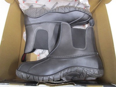 Boots Mens BAFFIN PLN Huron Slip On BLACK US 9 All Season NEW worn once see pics