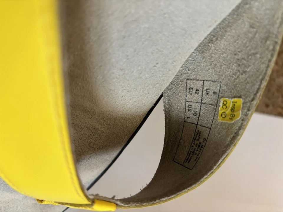 Sandalias de Tanga Dr. Doc Martens Cuero Amarillo Chanclas Hombres 7/Reino Unido 6/Mujeres 8 Foto 3 de 4