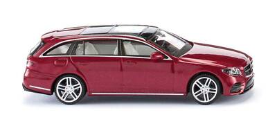 Wiking 22712 HO Scale Mercedes Benz AMG E-Class S213 - Metallic Hyacinth Red