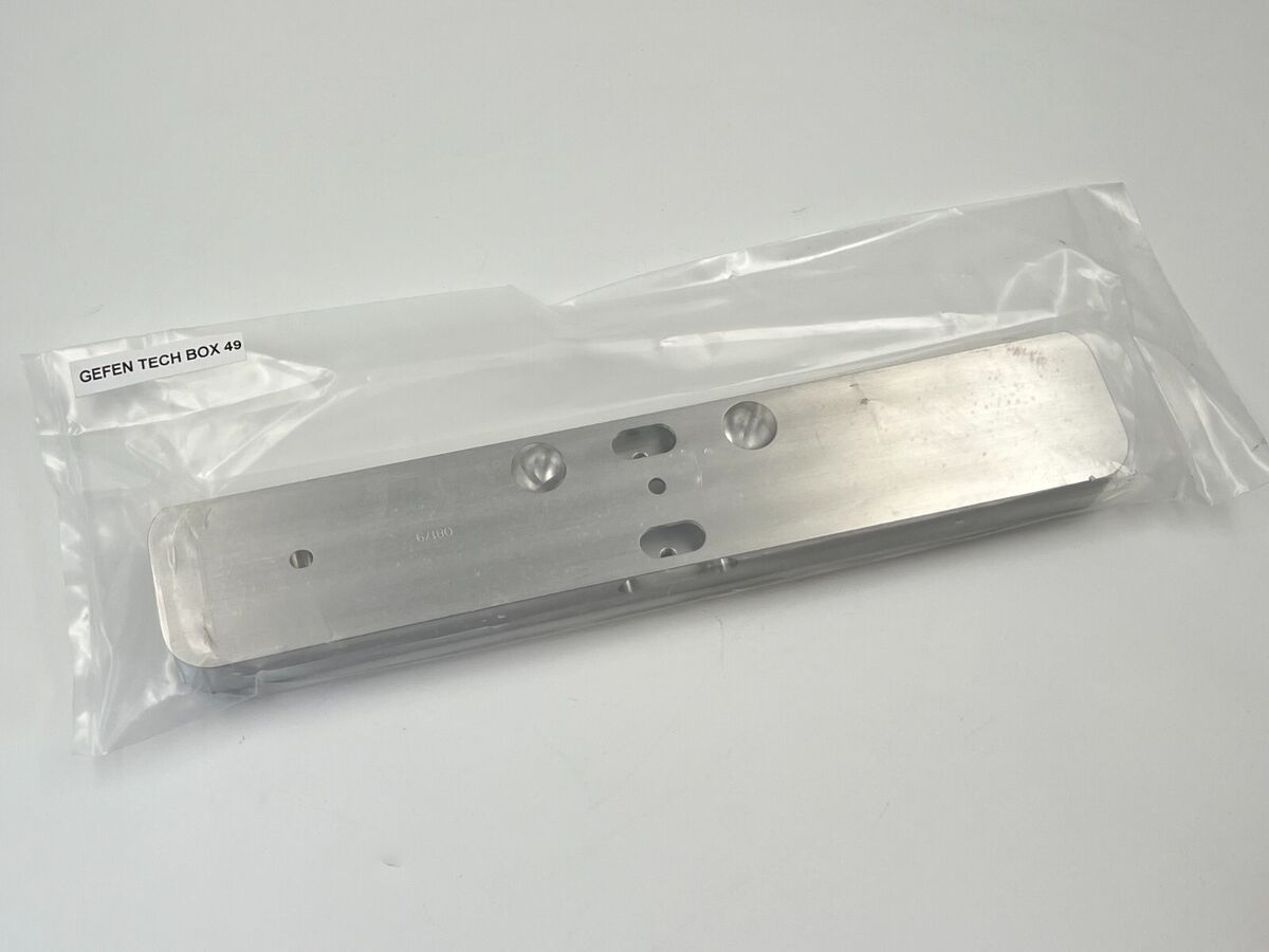 s-l1200.jpg s-l1200.jpg
