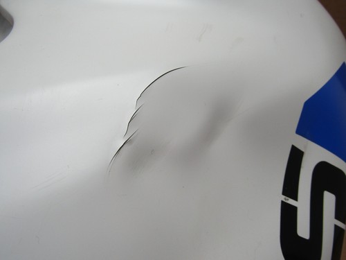 BMW R1150GS Adventure 2005 41,869 miles petrol fuel tank #dented# (7391) - Picture 3 of 16