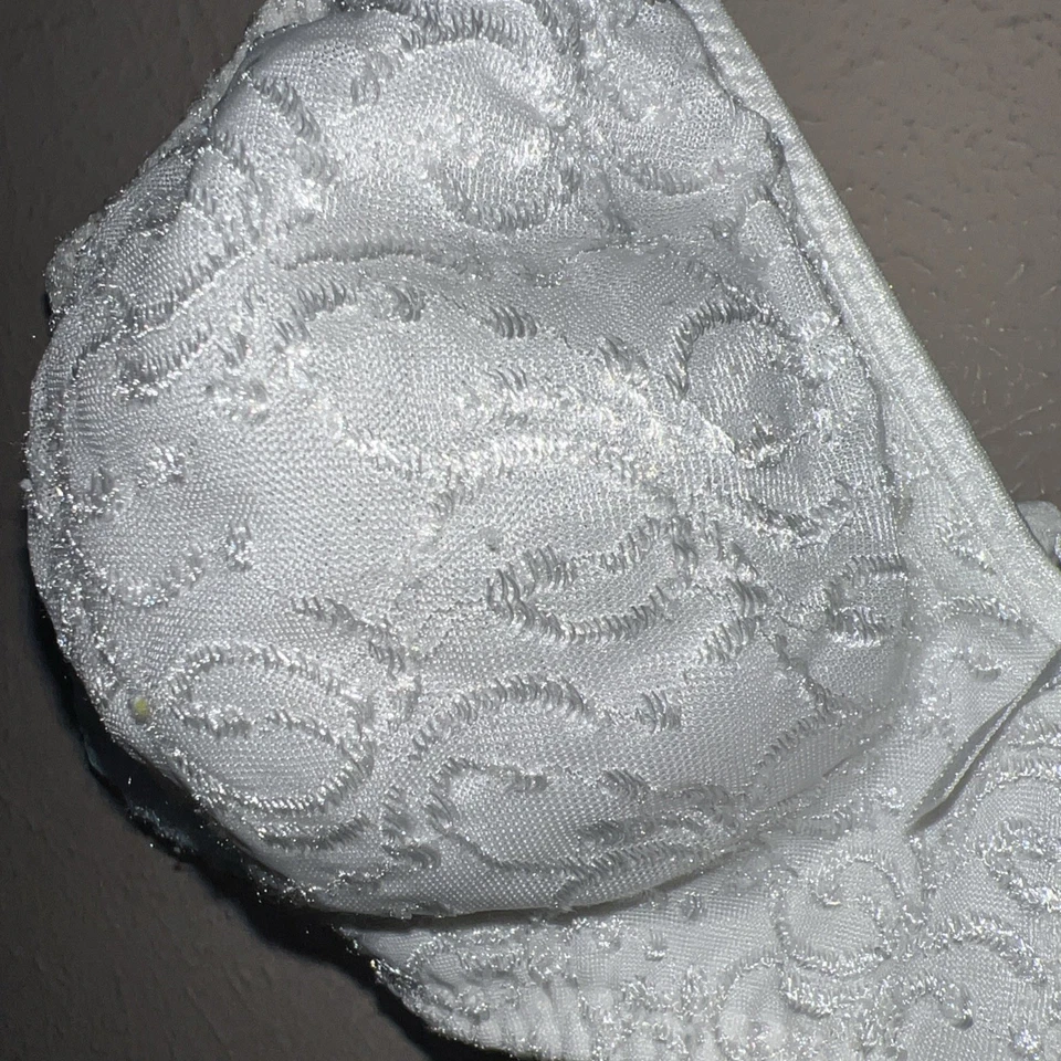 复古 HANES HER WAY G280 Second Skin 缎面蕾丝无钢丝 38C 白色文胸 — 第 3/4 张图片