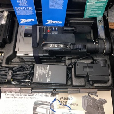 Tested Working* Zenith VM6000 Video Movie Camera w/Case Manuel Power Accessories
