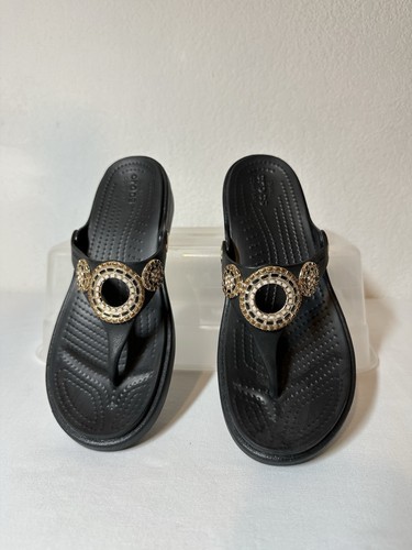 Crocs Sanrah Diamante Embellished Wedge Flip Flop Womens Size 6 Black Gold