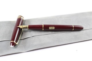 Vintage Montblanc Meisterstuck Burgundy Fountain Pen 18ct Nib WRITING