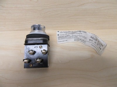 Allen Bradley 800T-K2A6 Push Button Switch