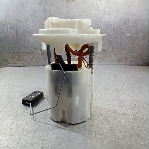 Peugeot RCZ GT THP 2009-2015 5FV 1.6 THP Fuel Pump inc Level Sender - Picture 4 of 5