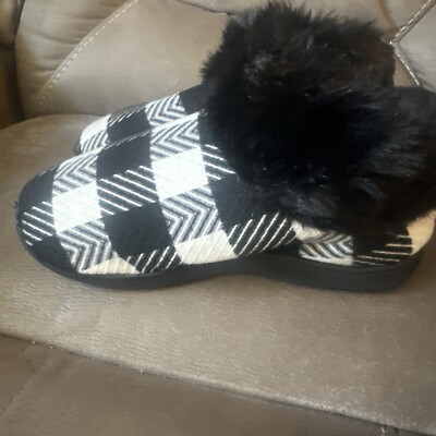 AVON Novelty Printed Cozy Clog Slippers Black White Size Large - Main Image