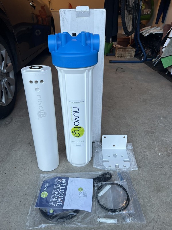 Nuvo H2O Gen.2 Manor Whole House Salt-Free Water Softener with Filter - New