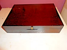 Heritage Mint brown wooden silverware storage box