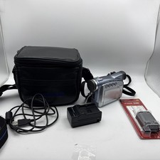 Canon ZR80 MiniDV Camcorder Silver 18x Optica...