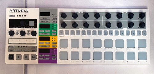 Arturia Beatstep Pro MIDI/USB Controller & Sequencer - Picture 2 of 7