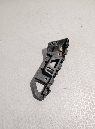 Volkswagen Caddy 2011 Vorne rechts Halterung Stoßstange Stoßfänger vorne