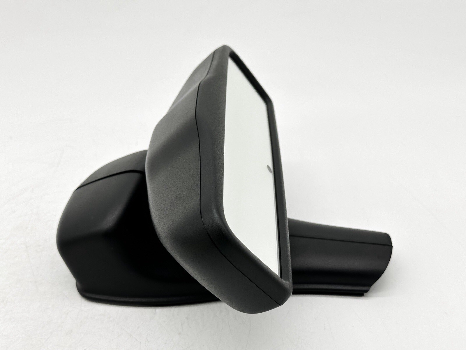 MASERATI QUATTROPORTE ROOF OVERHEAD CONSOLE DOME LIGHT LAMP SWITCH OEM 14 - 20