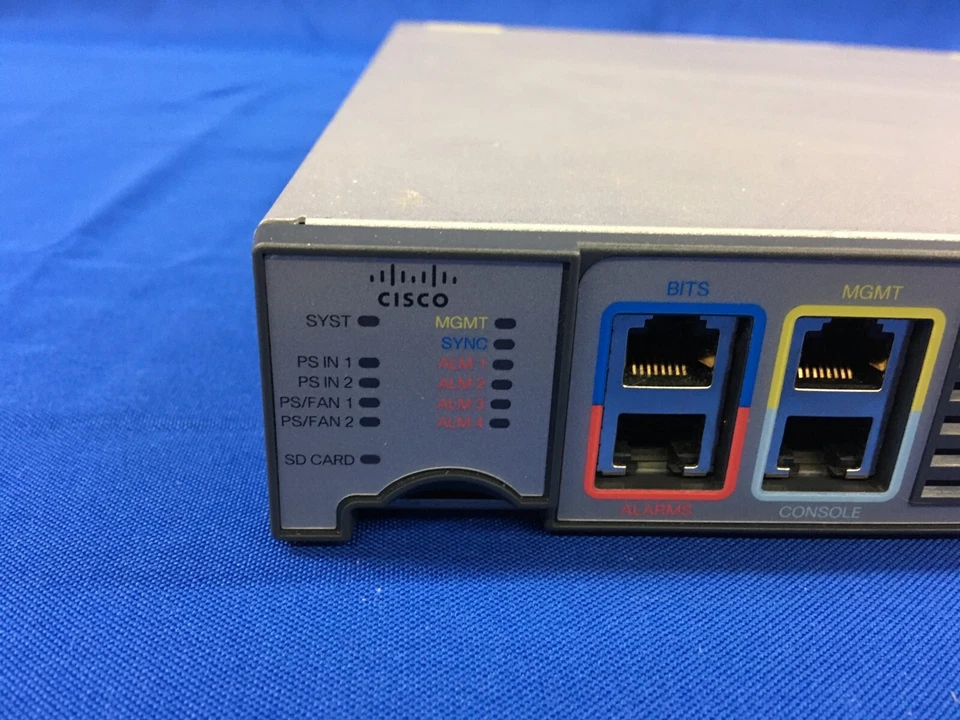 Cisco ME-3600X-24TS-M 24-Port Gigabit Ethernet Access Switch with PSU & Brackets - Image 3 of 4