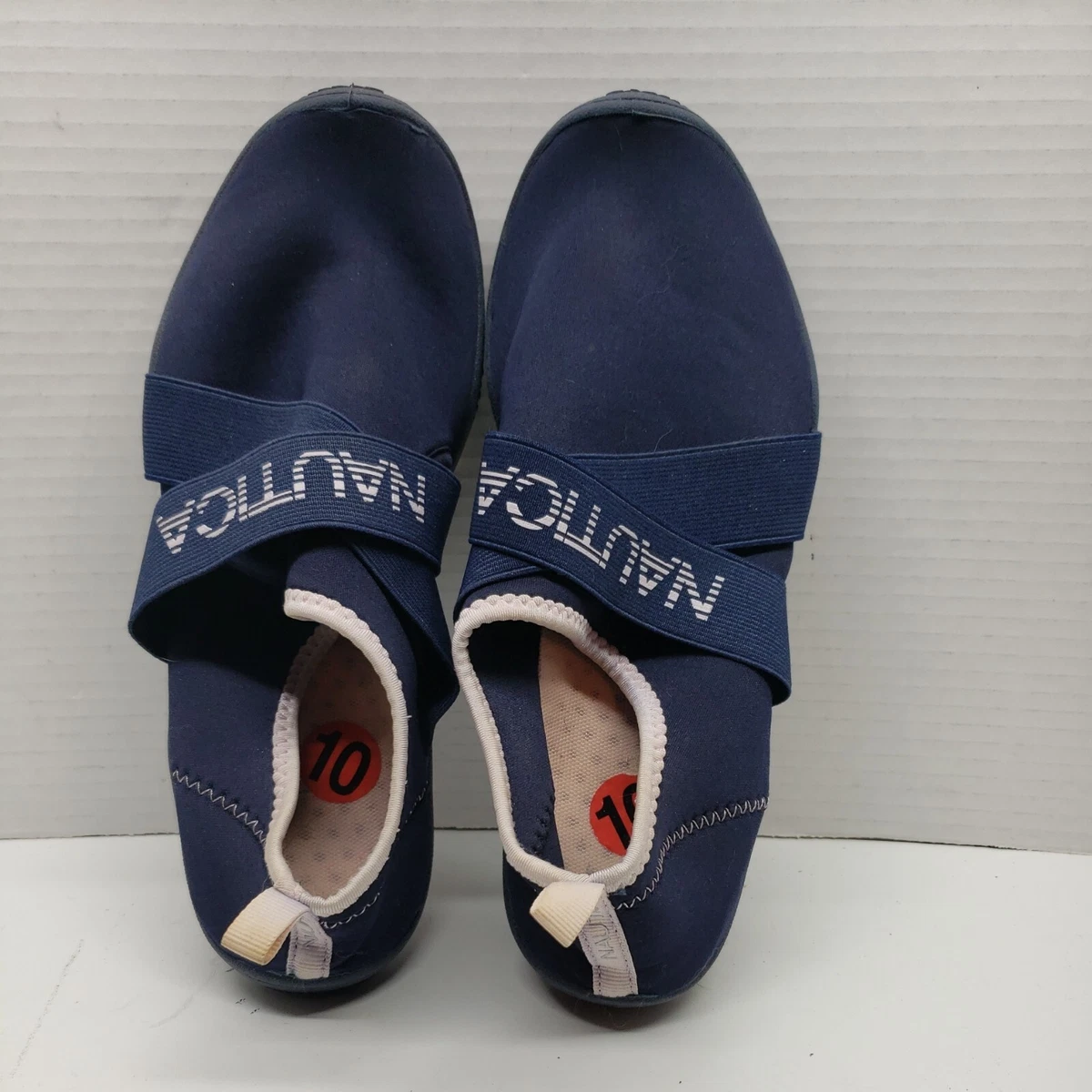 Nautica slip hotsell on shoes womens