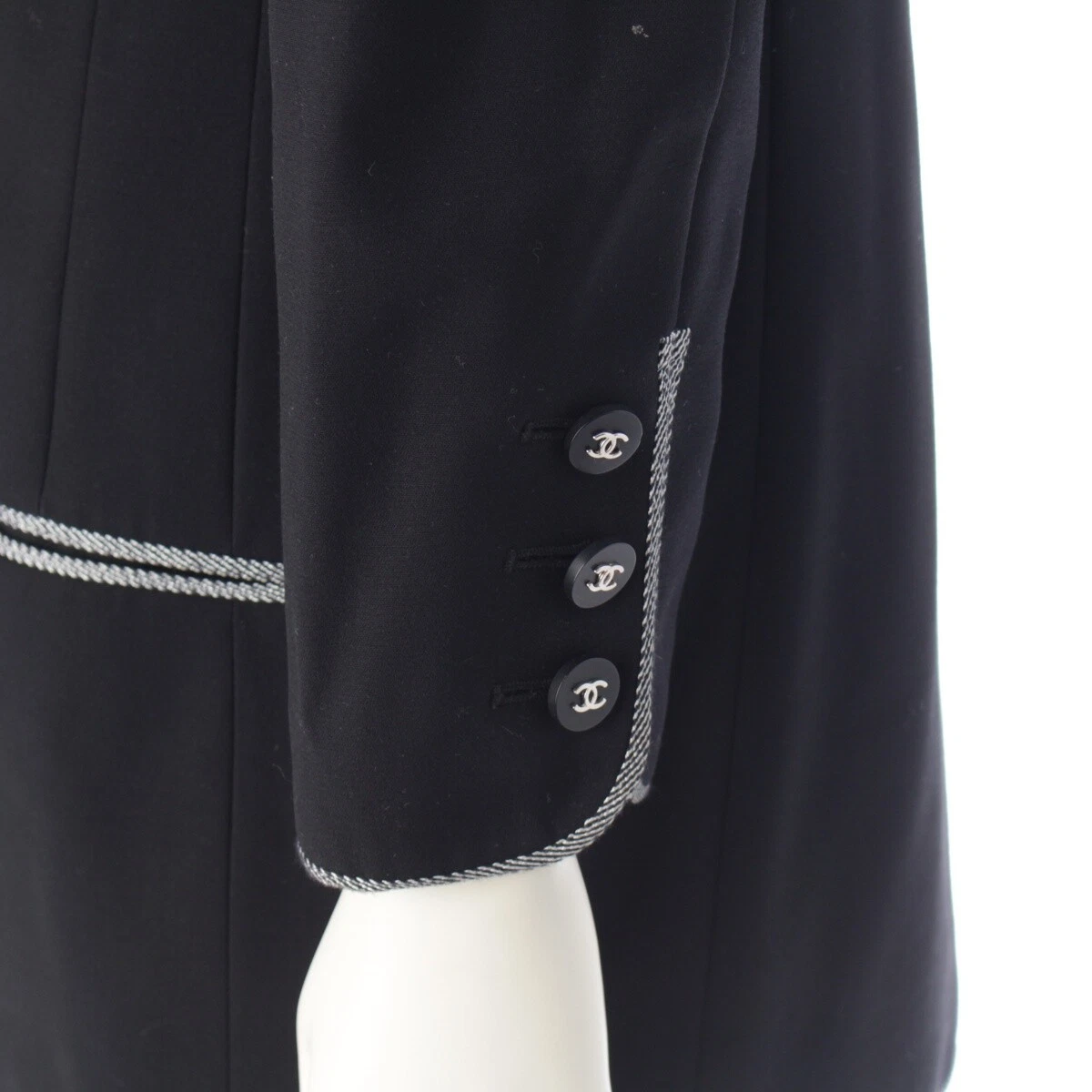 Giacca piping CHANEL 96P lana COCO modello righe bottoni esterno P06569 nero 42