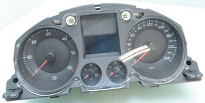 VW PASSAT 3C / 1,9TDI 105PS / TACHO COCKPIT KOMBIINSTRUMENT / 3C0920852J (AY1)