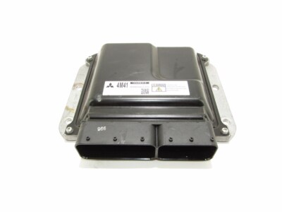 MITSUBISHI PAJERO V80 V90 Motorsteuergerät ECU COMPUTER ENGINE 275800-9663