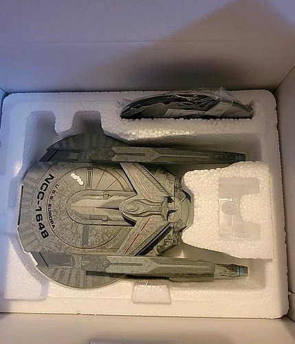 Eaglemoss Star Trek Discovery #5 USS Europa NCC-1648 Ship Display New Hero - Picture 3 of 6