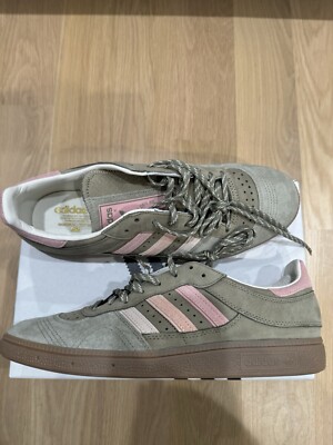 Brand New Kith Classic Bubble Gum Pink Adidas Handball Top Size 11