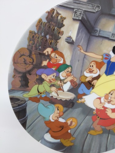 Disney Collectible Plate “The Dance Of Snow White And The Seven Dwarfs” Knowles - Picture 3 of 17