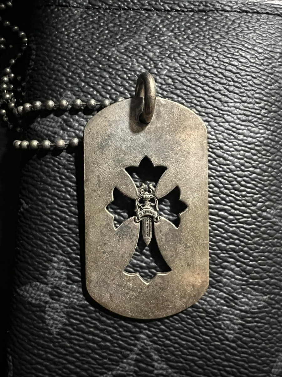 Used CHROME HEARTS Dog Tag Cross Dagger Necklace Pendant Top Used CHROME HEARTS Dog Tag Cross Dagger Necklace Pendant Top