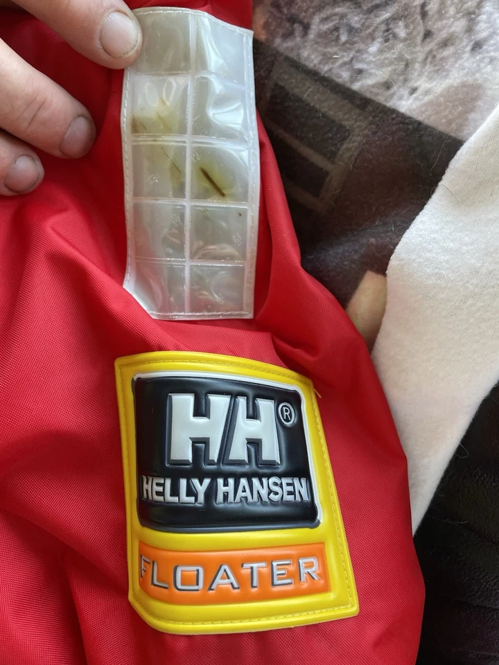 Helly Hansen Waterproof All In One Insulated Suit  Men’s XL - Image 4 of 4