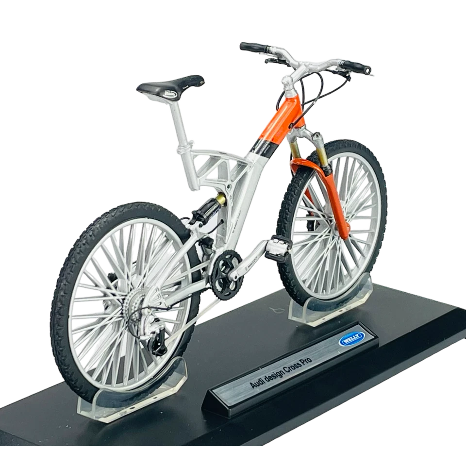 BICYCLE AUDI DESIGN CROSS PRO SILVER 1:10 DIE CAST MODEL NEW IN BOX 62570 - Image 2 of 4