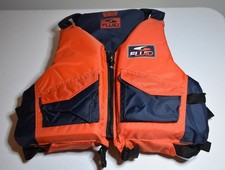 Fluid Adult Life Vest Type lll Kayaking Paddling Watersport Size S/M New no tags