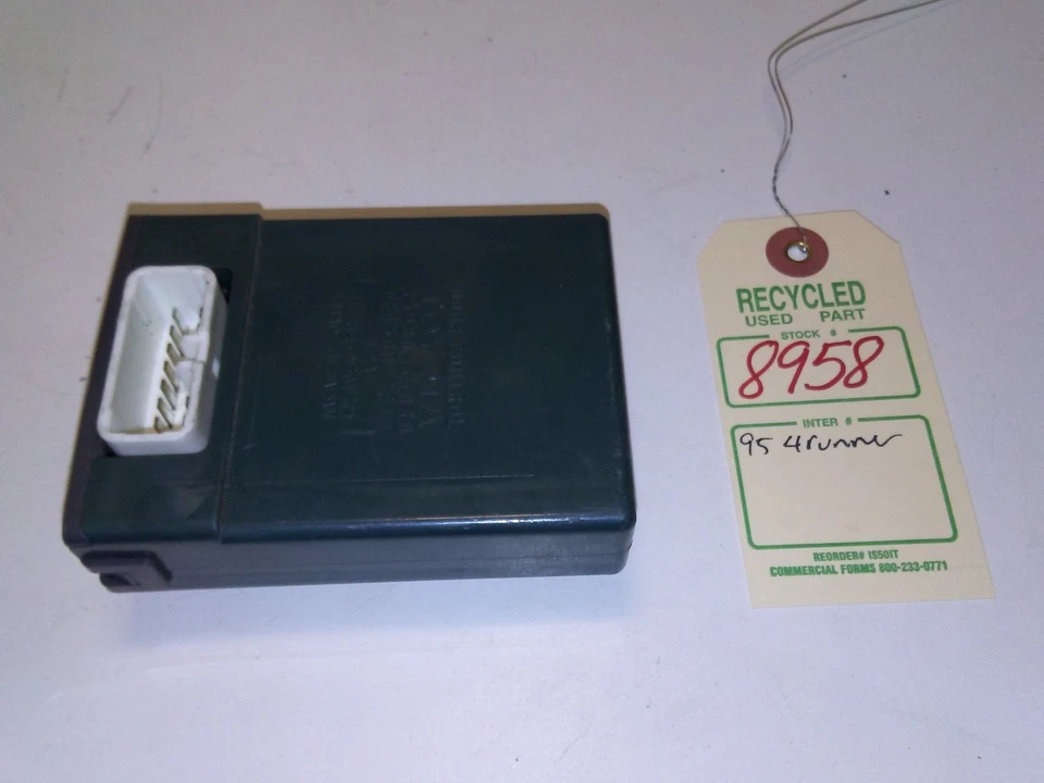 Módulo de control de bloqueo de puerta Toyota 4Runner 1995 OEM 85980-35030 #8958 Foto 2 de 4