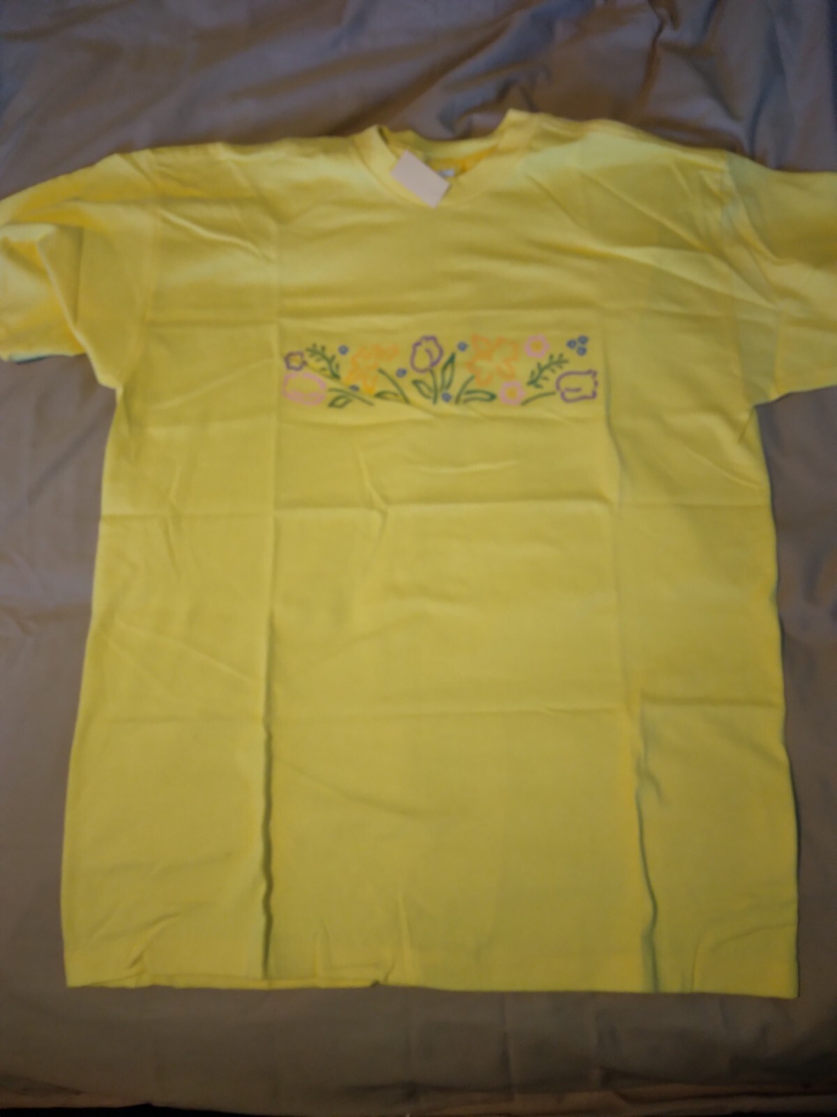 T shirt adulto L gialla con stampa fila di tulipani 203102