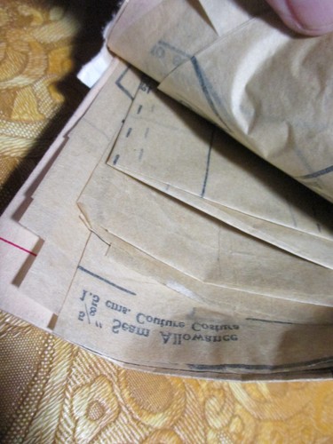 McCall's Pattern A-line Dress in Three Versions Size 14 #2201 VTG 1969 -cut - Picture 6 of 6