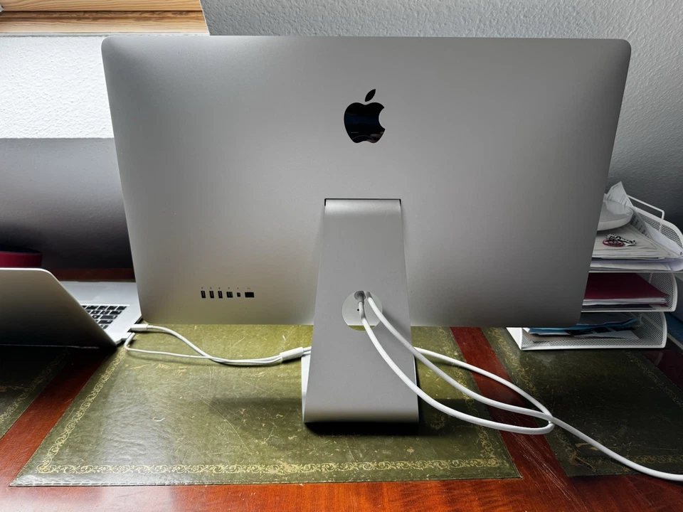 Apple Thunderbolt Display 27 Zoll Silber, 2560 x 1440 Pixel, A1407 Bildschirm - Bild 4 von 4